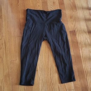 Black capri leggings Sz XS